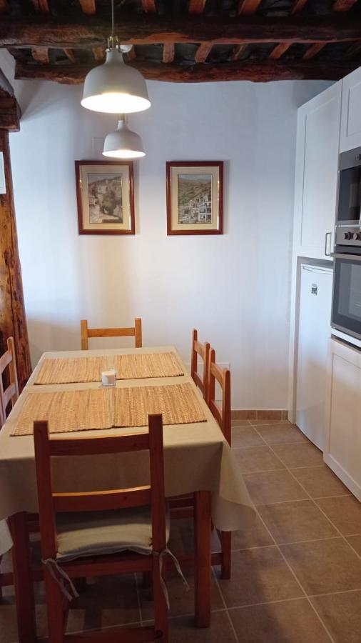 El Nogal Apartment Bubion Exterior photo